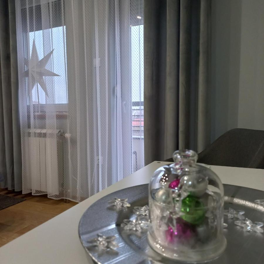 Apartman Lola Subotica Buitenkant foto